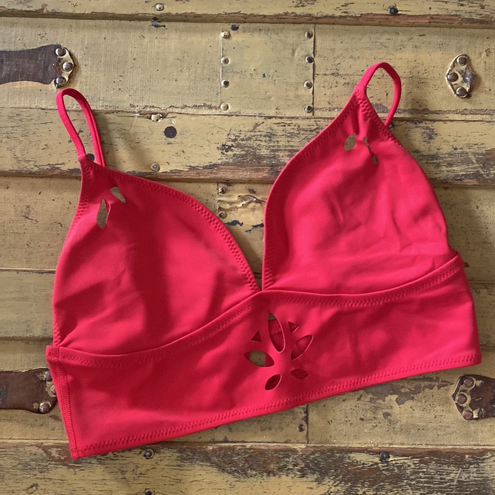 NWOT CARBON38 GIGI C SPORT STRETCH BODYCON RED LASER CUTOUT WORKOUT TOP BRA M - Picture 12 of 14